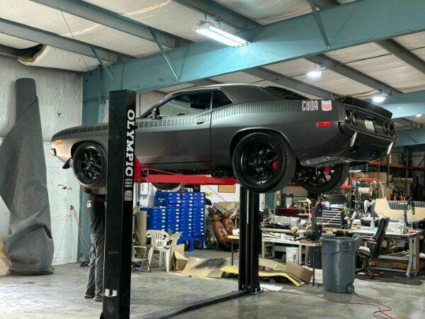 Olympic 2PBP-10 10,000 lb 2-Post Base Plate Car Lift – Hydraulic Vehicle Lift, Asymmetric Arms, 10-Year Warranty