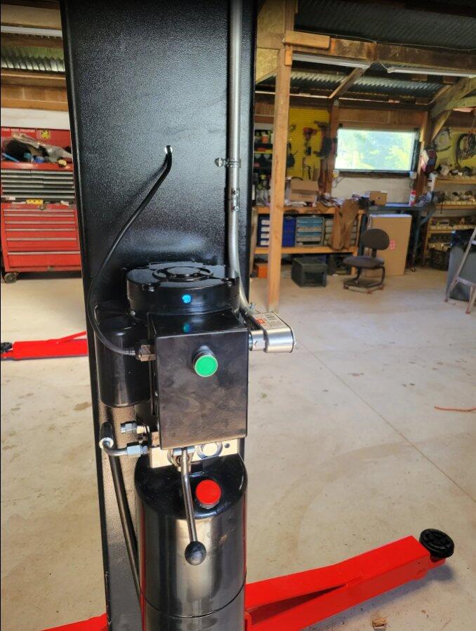 Olympic 2PBP-10 10,000 lb 2-Post Base Plate Car Lift – Hydraulic Vehicle Lift, Asymmetric Arms, 10-Year Warranty