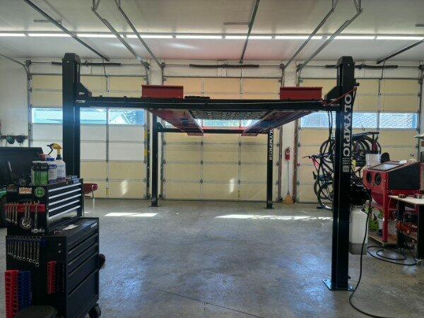 Olympic 4PXL-10B Bad Boy XL Portable 10,000 lb 4-Post Car Lift with Built-In 6,500 lb Scissor Jacks