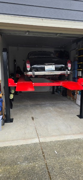 Model: 4PML-8A / 8,000 lb. Gold Series Portable Vehicle Storage Lift / Caster Arms / Drip Trays / Tool Tray / 10-Year Warranty / 108″ W X 198″ L